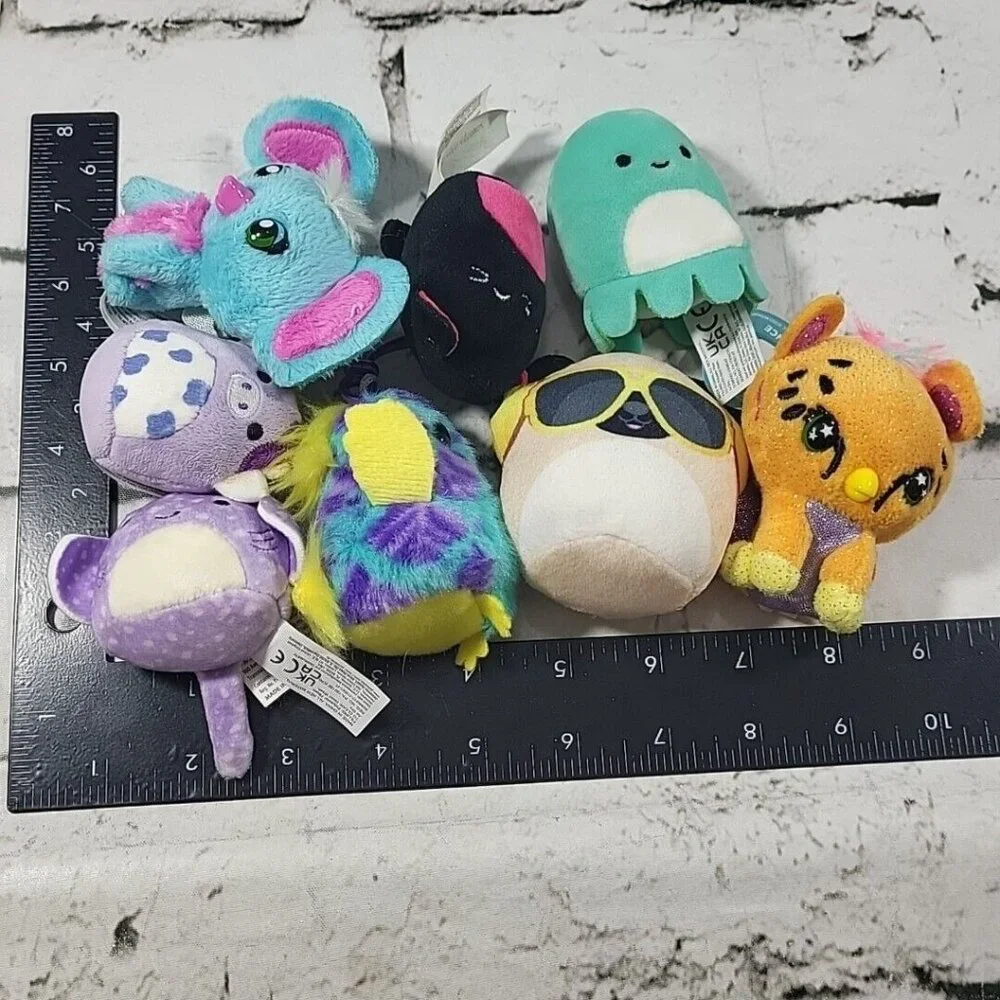 Mini Plush Stuffed Animal Lot of 8‎ Squishville Hatchimals